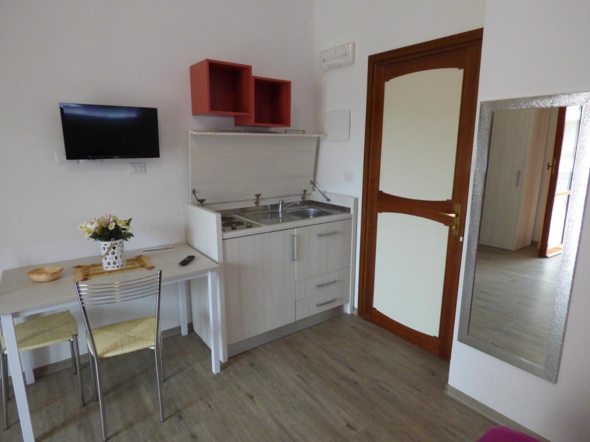 B&B Villa Montreux Rimini Exterior photo